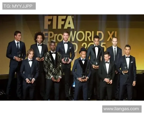 足球明星合影大比拼谁是最强组合你心目中的最佳阵容是哪个